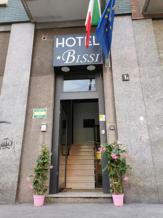 Hotel Bissi Milan Luaran gambar