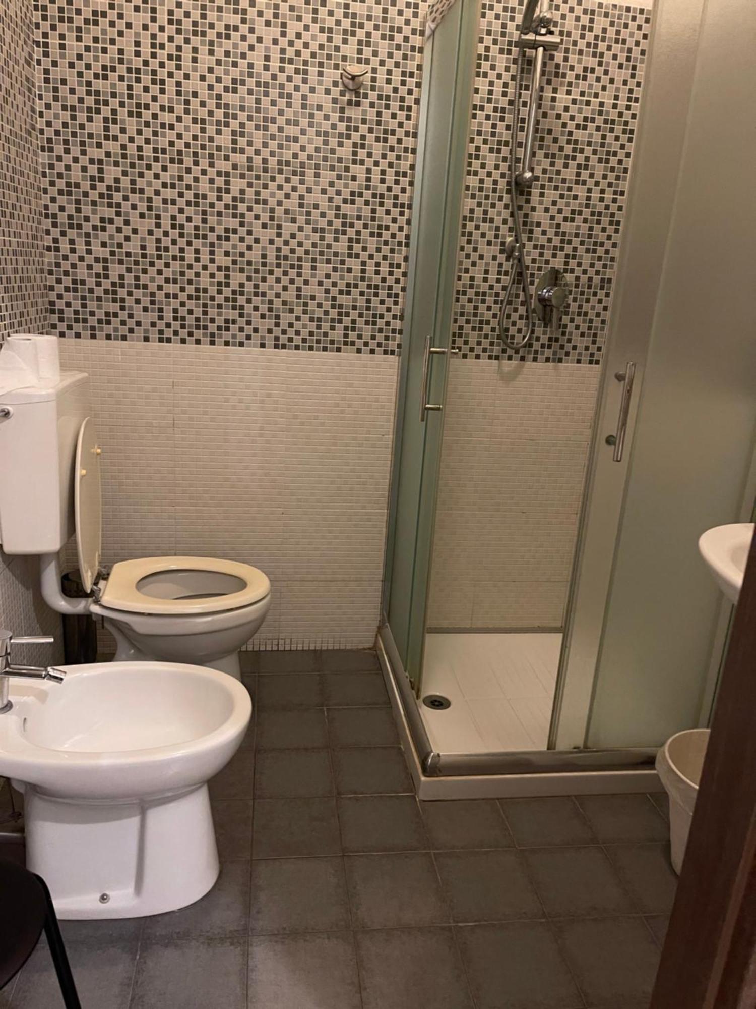 Hotel Bissi Milan Luaran gambar